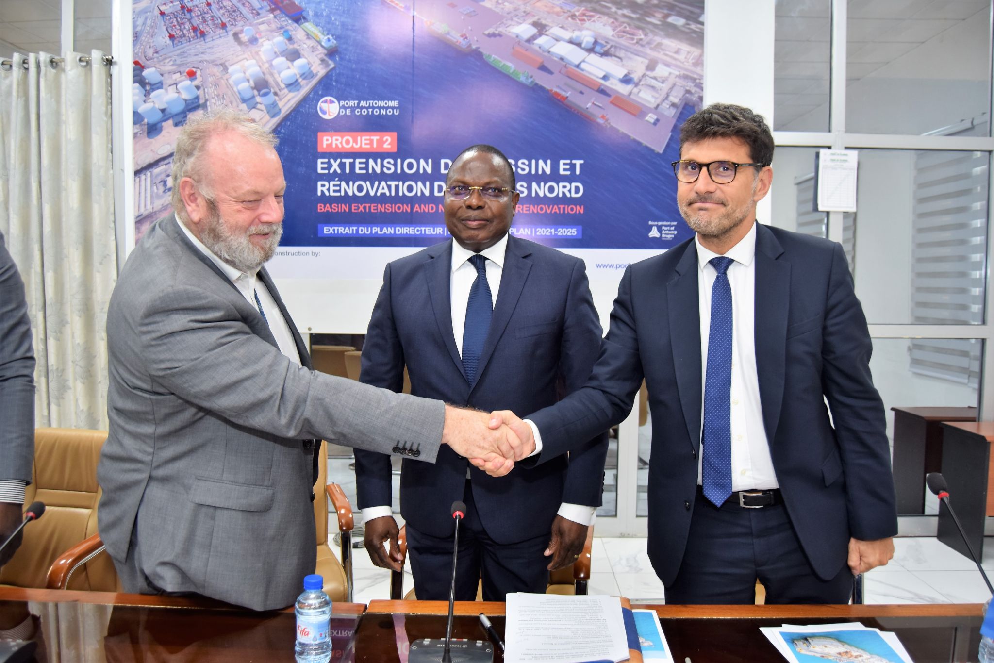 Signing of the contract for the extension of the basin and renovation of the northern quays of the Port of Cotonou