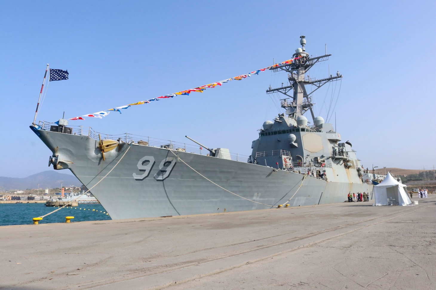 USS Farragut (DDG 99) arrives in Jijel, Algeria