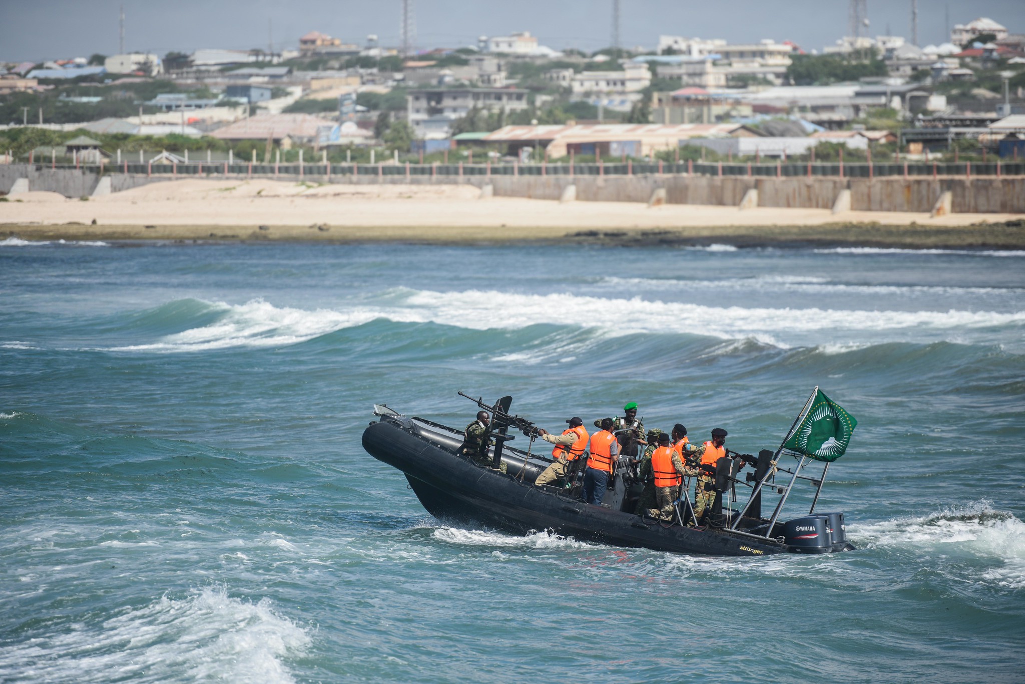 atmis-and-eucap-train-somali-navy-and-coast-guard-officers-on-marine