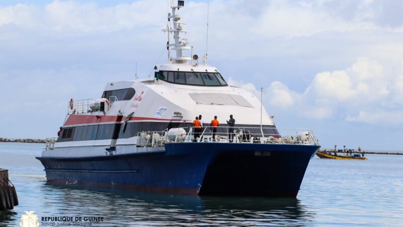 Guinea Conakry acquires a modern 320-seat catamaran hull vessel