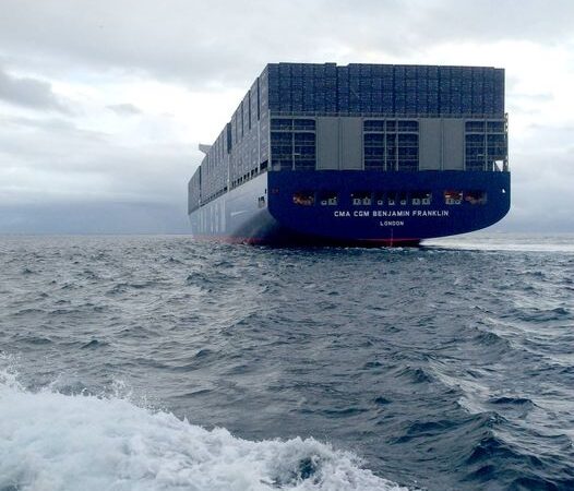 Incident at sea: the CMA CGM BENJAMIN FRANKLIN loses 44 containers off the South African coast