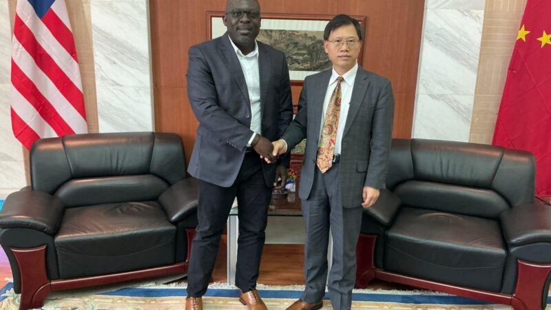 Commissioner Lighe Holds Talks With Chinese Ambassador On Maritime Issues