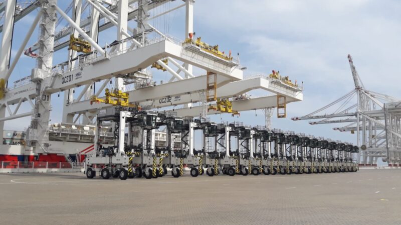 Kalmar and APM Terminals reinforce long-term collaboration with new straddle carrier order