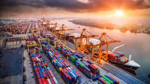 Linking production regions with ports to attract foreign investments