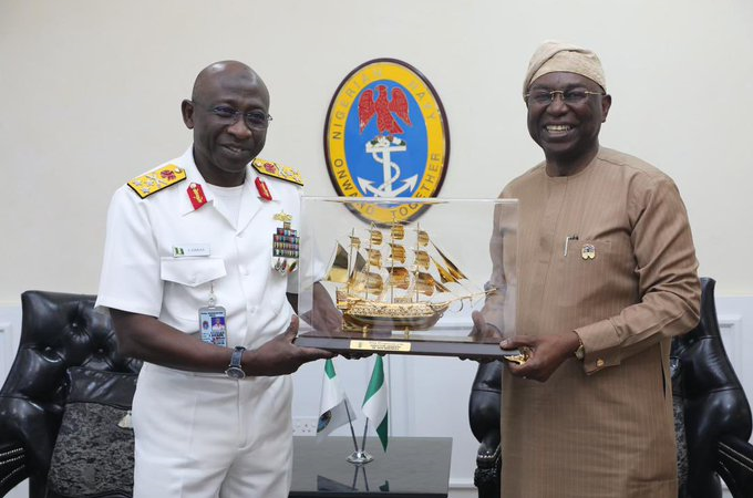 NIGERIA – MARITIME SECURITY: NIMASA DG visits CNS …Mulls Expansion of Deep Blue Project