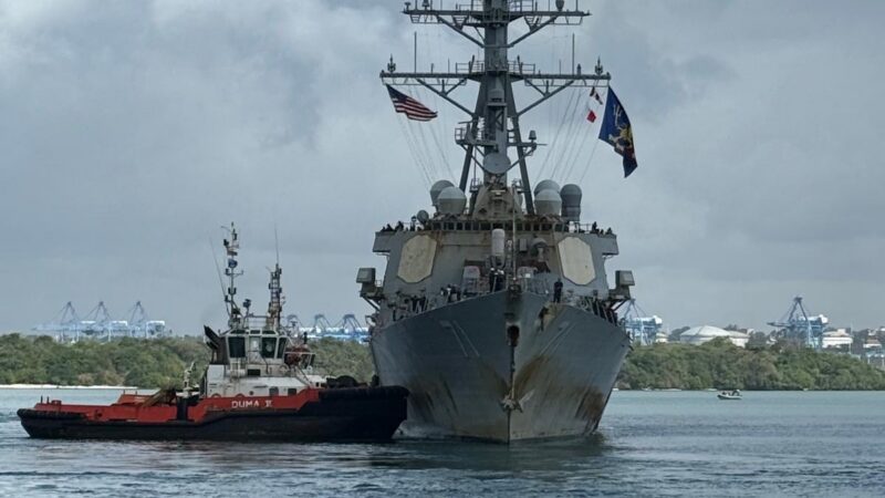 USS Ross arrives in Kenya