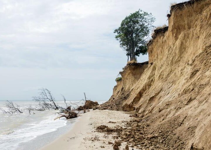 UN General Assembly adopts declaration on sea level rise