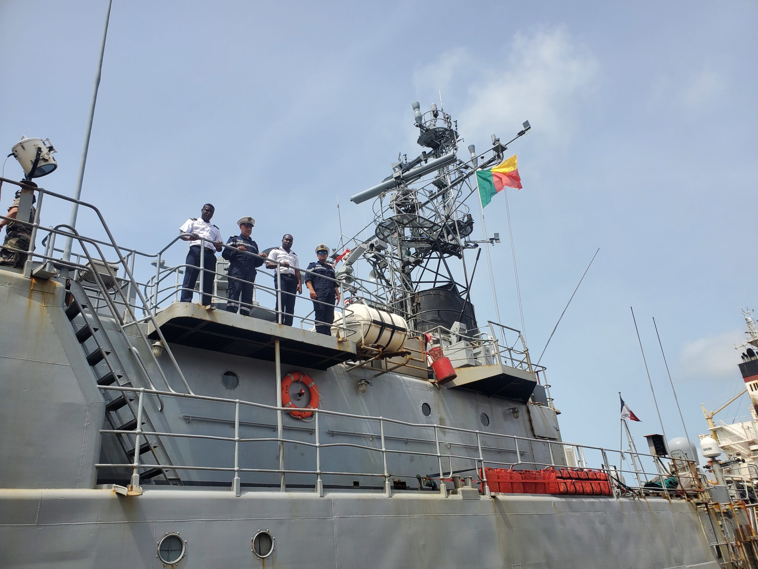 Le Patrouilleur de Haute Mer français Commandant Birot en escale à Cotonou