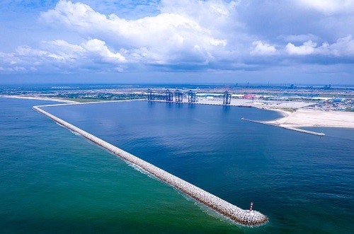 Nigeria : livraison du premier port en eau profonde du pays construit par une entreprise chinoise