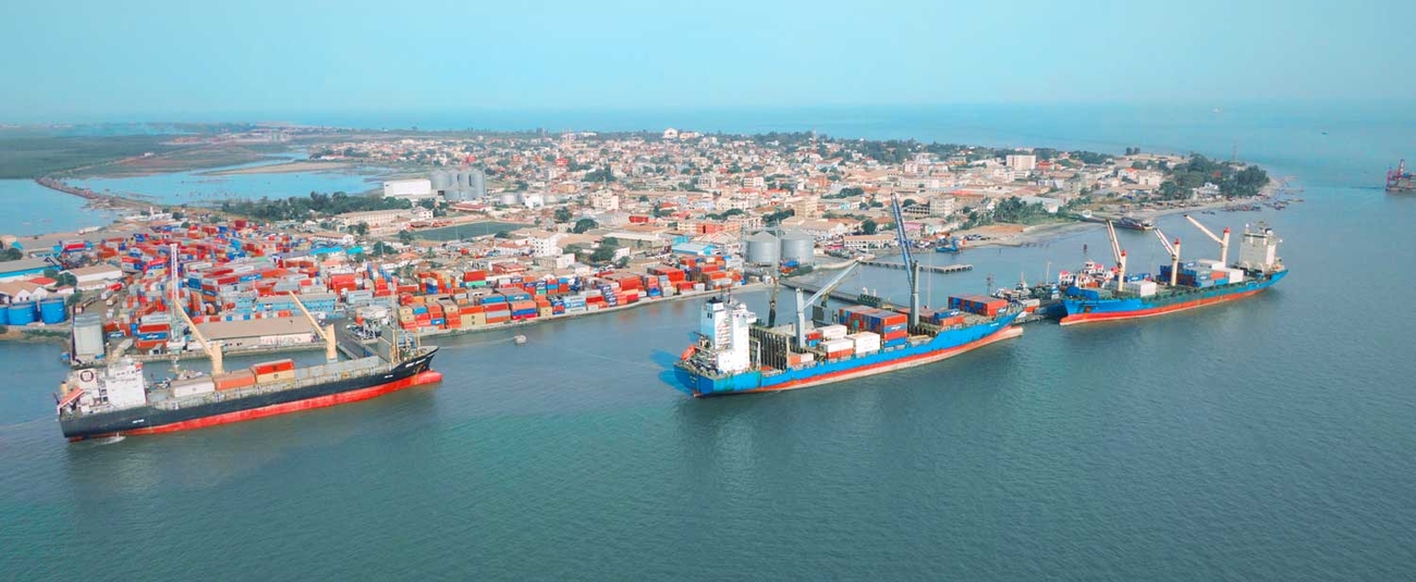 La Banque africaine de développement fait don à la Gambie de 20,56 millions de dollars pour le financement de la quatrième extension du port de Banjul