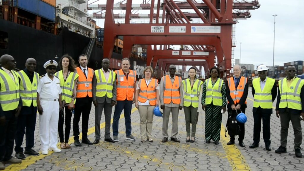 L’AMBASSADRICE DE FRANCE EN REPUBLIQUE DU CONGO EN VISITE AU PORT ...