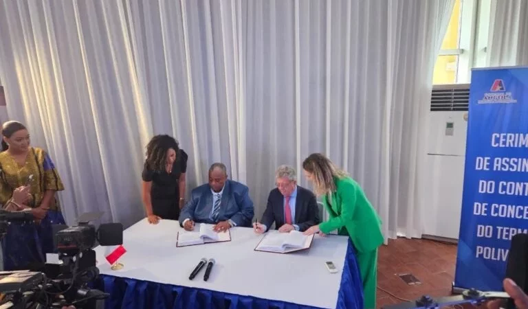 AGL signe le contrat de concession du terminal polyvalent et conteneurs du port de Lobito, en Angola