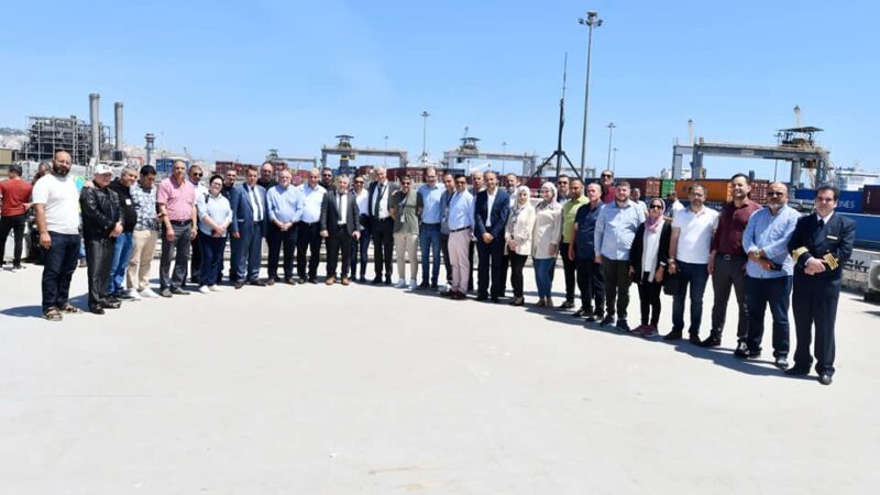 Une délégation de la fédération internationale des travailleurs des transports (ITF) effectue une visite au port d’Alger
