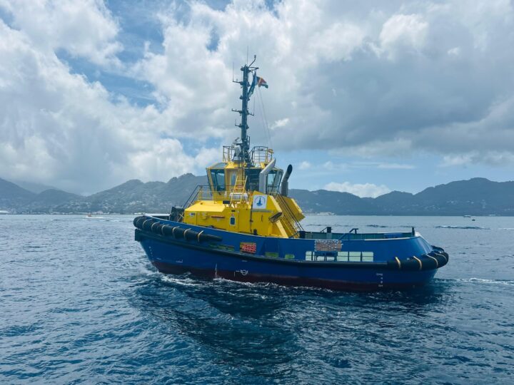 La Seychelles Ports Authority renforce sa flotte avec un nouveau remorqueur moderne