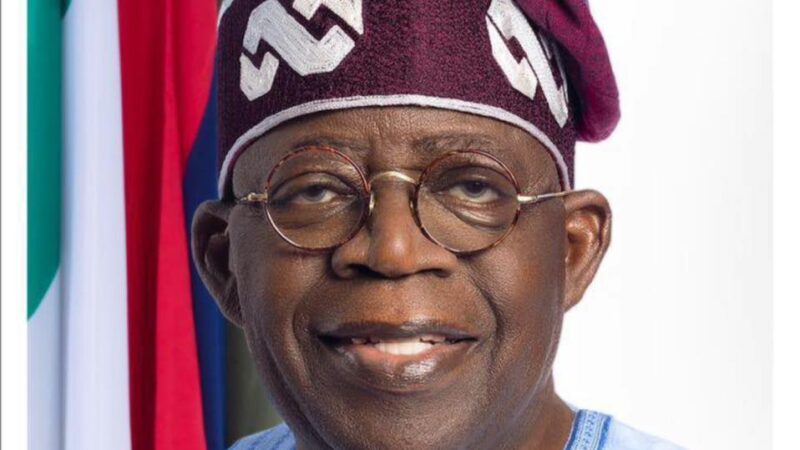 LE PRÉSIDENT BOLA TINUBU GCFR SIGNE SIX INSTRUMENTS D’ADHÉSION À L’OMI