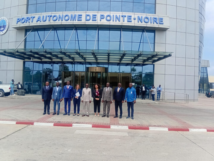 La Chargée d’Affaires à l’Ambassade des États-Unis d’Amérique au Congo Brazzaville, a visité les installations portuaires de Pointe-Noire 