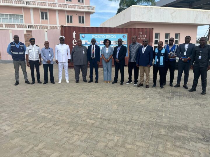 Embaixador da Zâmbia Visita Porto do Lobito e Destaca Integração Regional