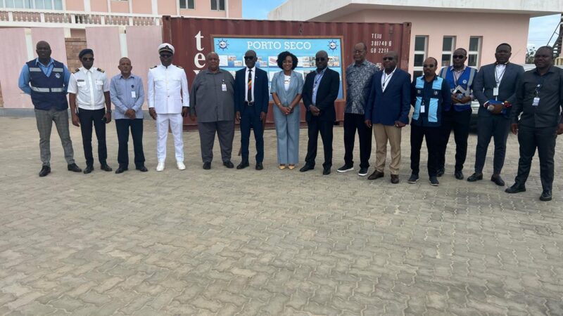 Embaixador da Zâmbia Visita Porto do Lobito e Destaca Integração Regional
