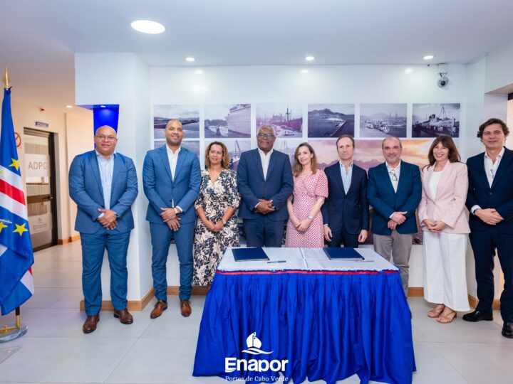 Cabo Verde – ENAPOR assina Protocolos de Cooperação Portuária com Portos de Portugal
