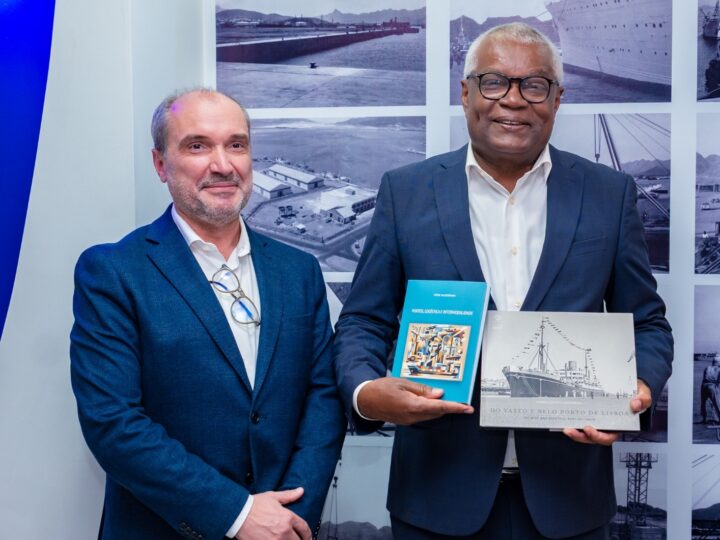 Cabo Verde – Ministro do Mar testemunha assinatura de protocolos entre a ENAPOR e administrações portuárias portuguesas
