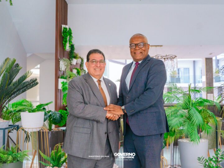Ministro do Mar de Cabo Verde recebe Embaixador do Panamá e reforça cooperação estratégica no domínio marítimo