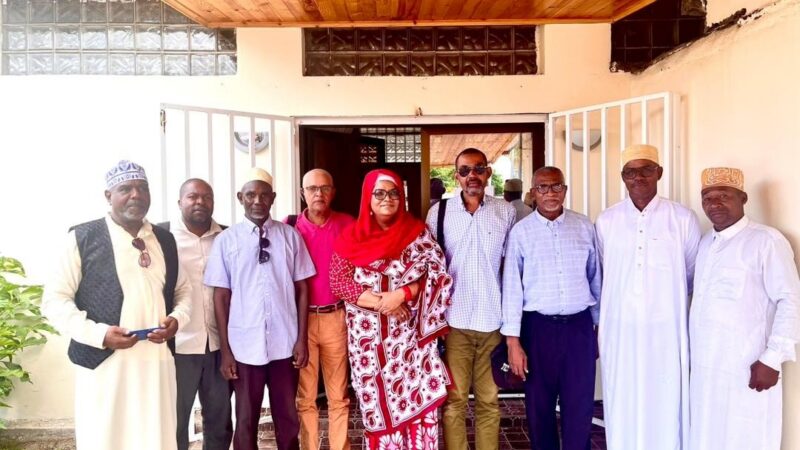 Comores – Port de Moroni : Les armateurs et dockers exposent leurs préoccupations à la Ministre Hassane Alfeine Yasmine