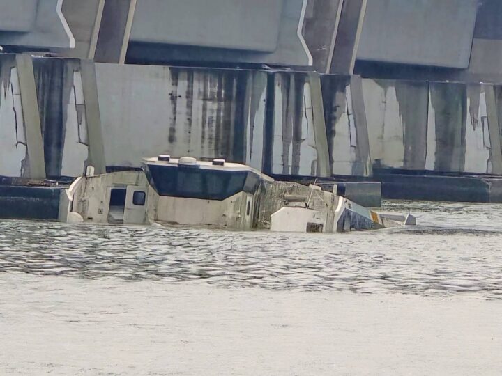 Côte d&rsquo;Ivoire – Échouement d’un bateau de transport à passagers