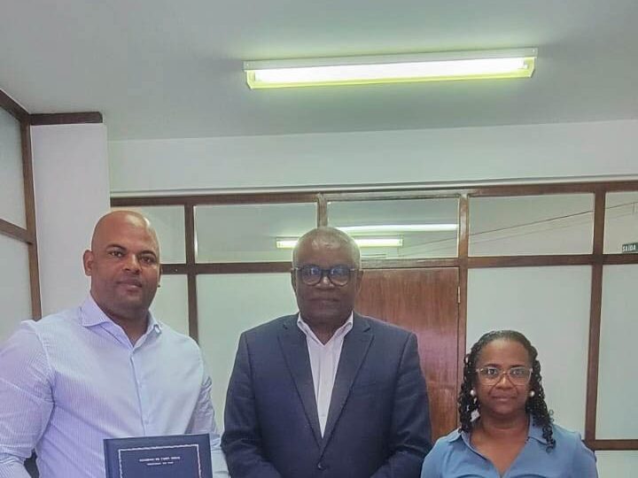 Cabo Verde – Governo investe na aquisição de 100 motores para pescadores