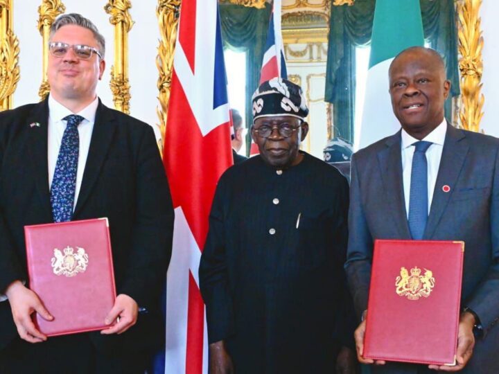 Nigeria – Royaume-Uni : signature d&rsquo;un accord de 746 millions de livres sterling pour rénover deux ports majeurs à Lagos