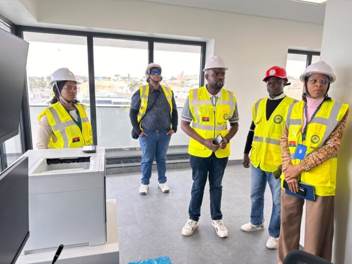 ANGOLA – DELEGAÇÃO DO BANCO SUL-AFRICANO DBSA CONSTATA MODERNIZAÇÃO E CAPACIDADE OPERACIONAL DAS NOVAS INFRAESTRUTURAS DO PORTO DO NAMIBE