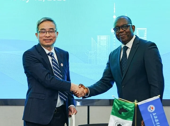 Le Groupe de la Banque africaine de développement et l’Université océanique de Shanghai signent un partenariat pour promouvoir l’économie bleue et le développement des compétences en Afrique