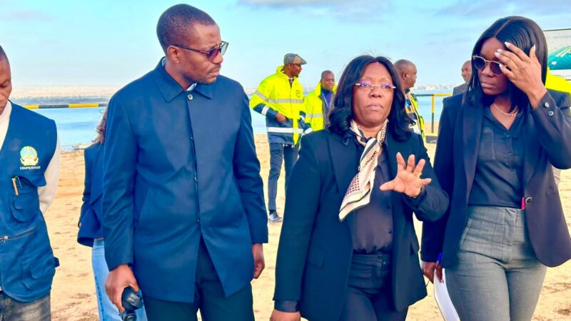 ANGOLA – MINISTÉRIO DAS PESCAS VISITA PORTO DO NAMIBE PARA REFORÇAR ESTRATÉGIAS DA ECONOMIA AZUL