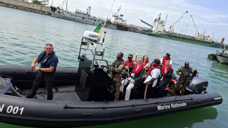 Bénin : l&rsquo;Union Européenne renforce les capacités de la Marine nationale avec la remise d&rsquo;un intercepteur rapide semi-rigide