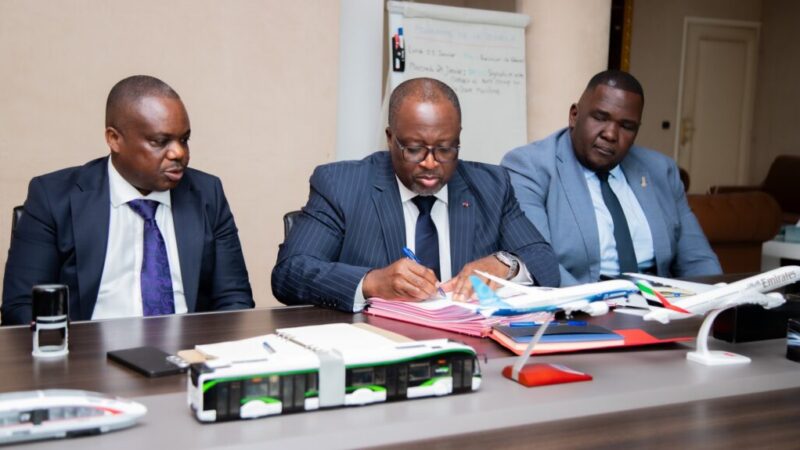 Gabon : OPRAG et AOM GROUP signent une convention de concession pour une nouvelle gare maritime à Libreville