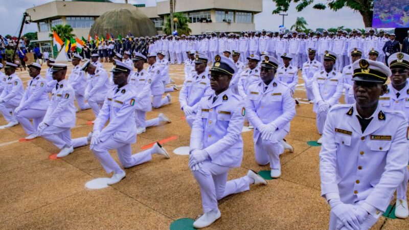 37e promotion de l’ARSTM : 325 élèves officiers reçoivent leurs diplômes