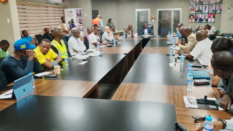 Liberia : la NPA met en place un comité technique stratégique pour lutter contre la congestion portuaire et les retards dans l’acheminement des marchandises