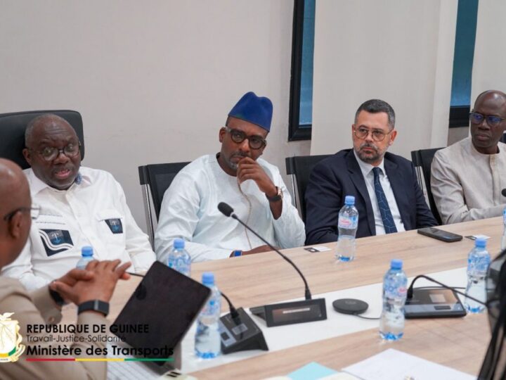 Guinée Conakry – Le Ministre des Transports et les pétroliers échangent sur la construction d’entrepots au Port de Benty